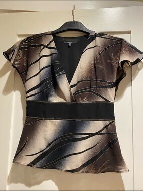 Surplice V-Neck Flutter Sleeve Blouse in Black and Brown. Size 10